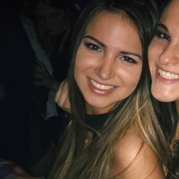alexxsimoneee